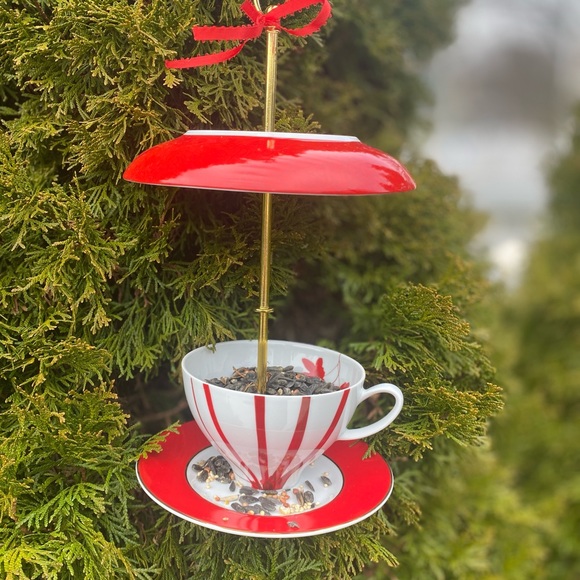 Tea Cup Bird Feeder Garden Ornament Perfect for Mother’s Day - Picture 7 of 10